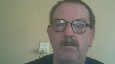 destelp online show from April 6, 1:01 pm