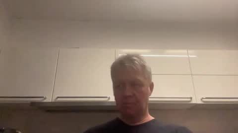 Devon online show from March 1, 2:00 am