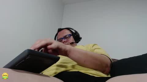 Snapshot of dexxxter_lab chatting on September 16, 3:18 am Mark    online show from September 16, 3:18 am