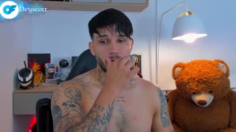 JULIAN online show from December 19, 12:56 am