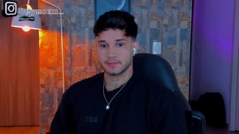 JULIAN online show from September 19, 1:18 am