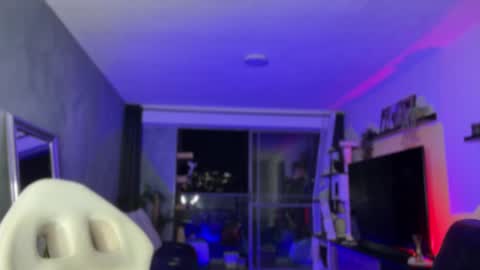 Diego online show from October 31, 1:51 am