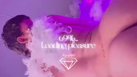 Snapshot of diamond_piarce chatting on October 23, 3:54 am Diamond online show from October 23, 3:54 am