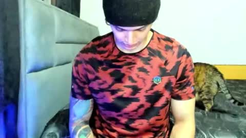 jhon online show from February 15, 12:27 am