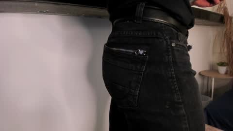 Dick Griffith online show from December 9, 11:15 am