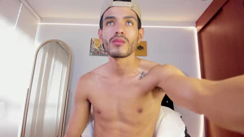 Diego lat online show from March 11, 7:25 pm