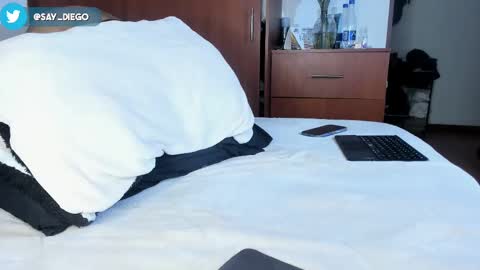 Diego lat online show from February 13, 7:31 pm