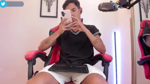 Diego lat online show from October 7, 9:19 pm