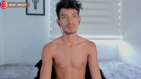 Diego lat online show from January 29, 6:39 pm