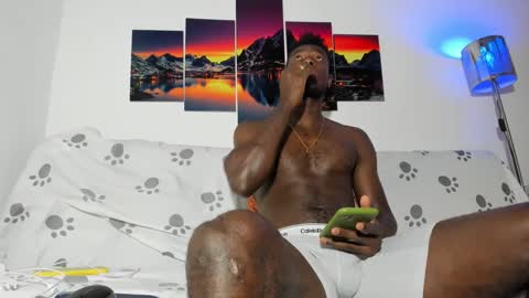 Snapshot of dilaan_carter chatting on March 5, 12:55 pm joshua online show from March 5, 12:55 pm