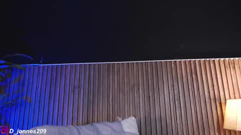 Snapshot of dilanjonnes chatting on October 12, 11:10 pm DilanJonnes online show from October 12, 11:10 pm