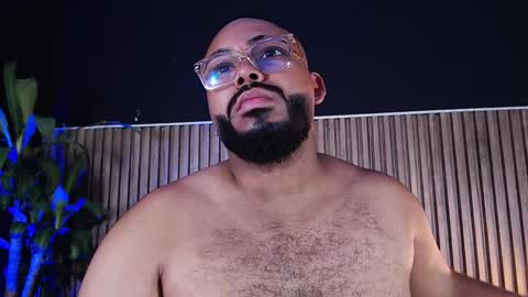 Snapshot of dilanjonnes chatting on February 17, 2:20 am DilanJonnes online show from February 17, 2:20 am