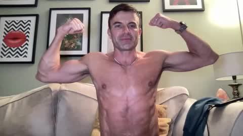 Dillon online show from February 3, 8:24 pm