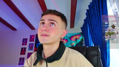 Julian Independent Model online show from December 6, 10:19 pm