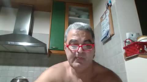 dimitrisamo online show from December 3, 11:22 pm