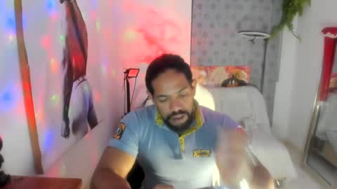 Snapshot of dimitry_muscle chatting on January 9, 2:11 am dimitry kyle mucle online show from January 9, 2:11 am