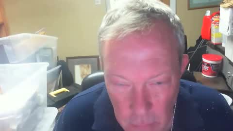 DirtkPitt Fun guy working online show from December 5, 6:34 pm