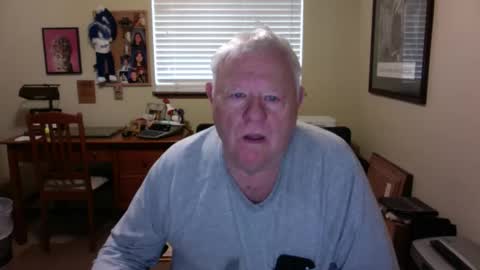 dirtrider195080438 online show from April 12, 5:25 pm