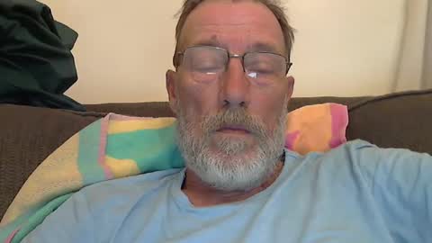 Snapshot of dirtynastyoldman chatting on September 16, 2:23 am dirtynastyoldman online show from September 16, 2:23 am