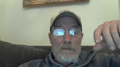 Snapshot of dirtynastyoldman chatting on March 8, 12:20 am dirtynastyoldman online show from March 8, 12:20 am