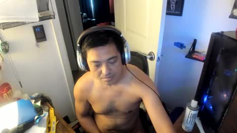 discreetpanda001 online show from October 1, 1:59 pm