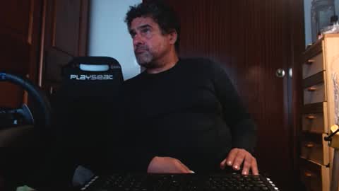 divitimido online show from September 29, 2:21 am