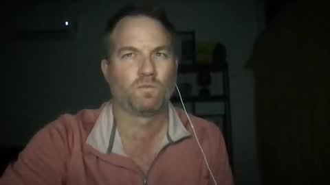 TriflinYoBitch online show from March 24, 7:13 am