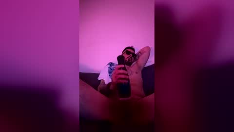 Azier online show from April 19, 1:27 am