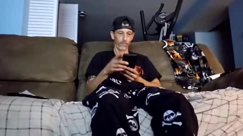 dogbone999081 online show from October 18, 10:20 am