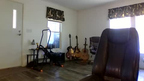 dogluc7 online show from February 1, 4:44 pm