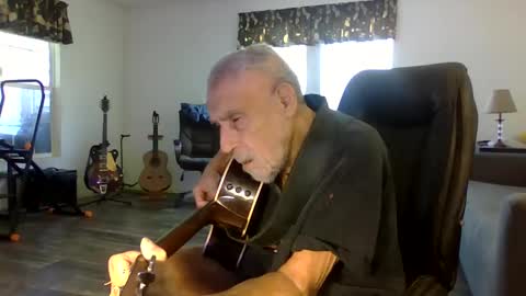 dogluc7 online show from March 1, 4:11 pm