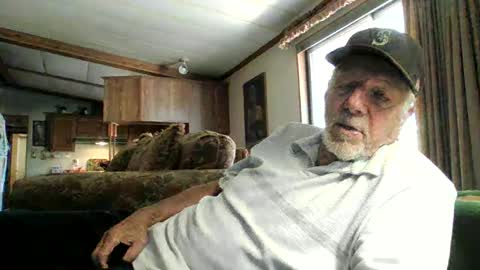 Snapshot of doingmyself69 chatting on September 24, 9:46 pm doingmyself69 online show from September 24, 9:46 pm