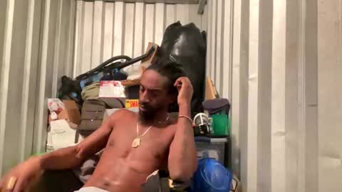 DollArs 9xxDx online show from December 8, 6:50 pm