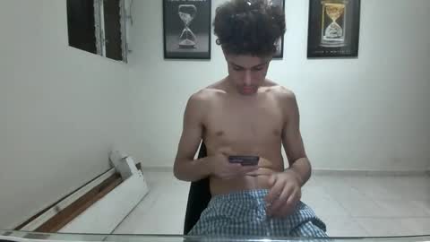 DollarHot30 online show from January 4, 3:18 am