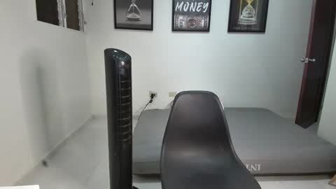 DollarHot30 online show from October 16, 8:33 am