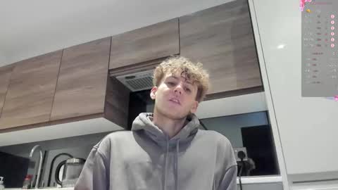 Alex...  online show from November 15, 5:42 am