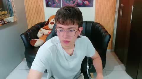 dominic_carminex online show from October 18, 7:52 pm