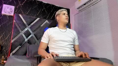 DOMI online show from June 1, 3:18 am