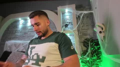 dominic de luca online show from October 21, 3:09 am