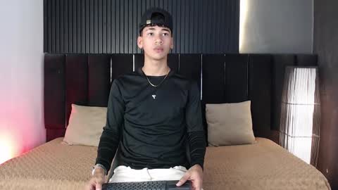 Dominic online show from September 28, 6:50 pm