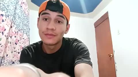 Snapshot of dominic_radccliffe chatting on December 27, 12:39 am Your real love online show from December 27, 12:39 am