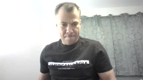 luis online show from January 2, 4:41 am