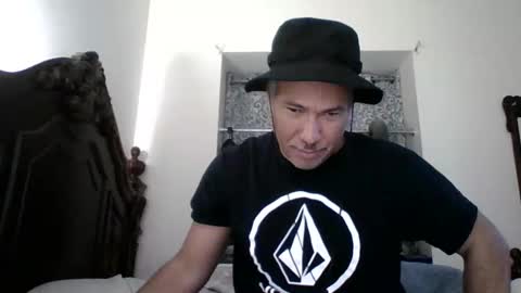 luis online show from January 16, 5:10 am