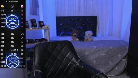 Snapshot of dominicprince chatting on December 5, 7:05 am DOMINIC PRINCE   online show from December 5, 7:05 am