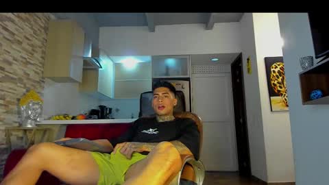 Snapshot of dominiofit chatting on September 22, 12:00 am Only fans Ronnie col---InstaRonniecolleman  online show from September 22, 12:00 am