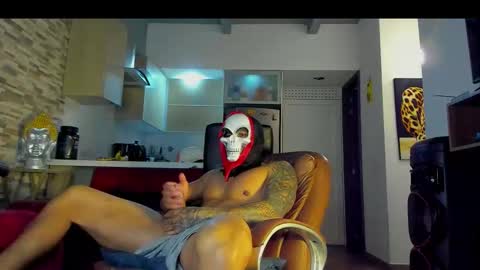 Snapshot of dominiofit chatting on October 8, 3:33 am Only fans Ronnie col---InstaRonniecolleman  online show from October 8, 3:33 am