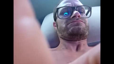 donaldketch05 online show from December 3, 8:53 am