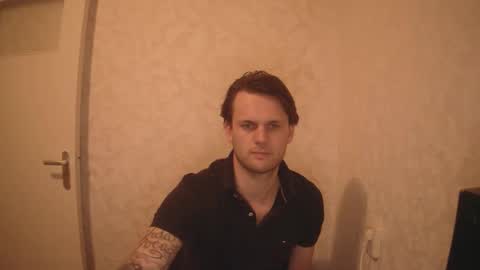 Papi online show from April 16, 10:34 pm