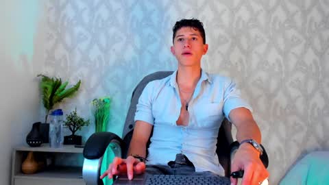 dorian_mystery online show from January 29, 4:47 am