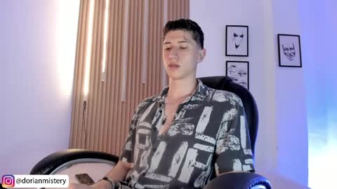 dorian_mystery online show from May 7, 12:33 am